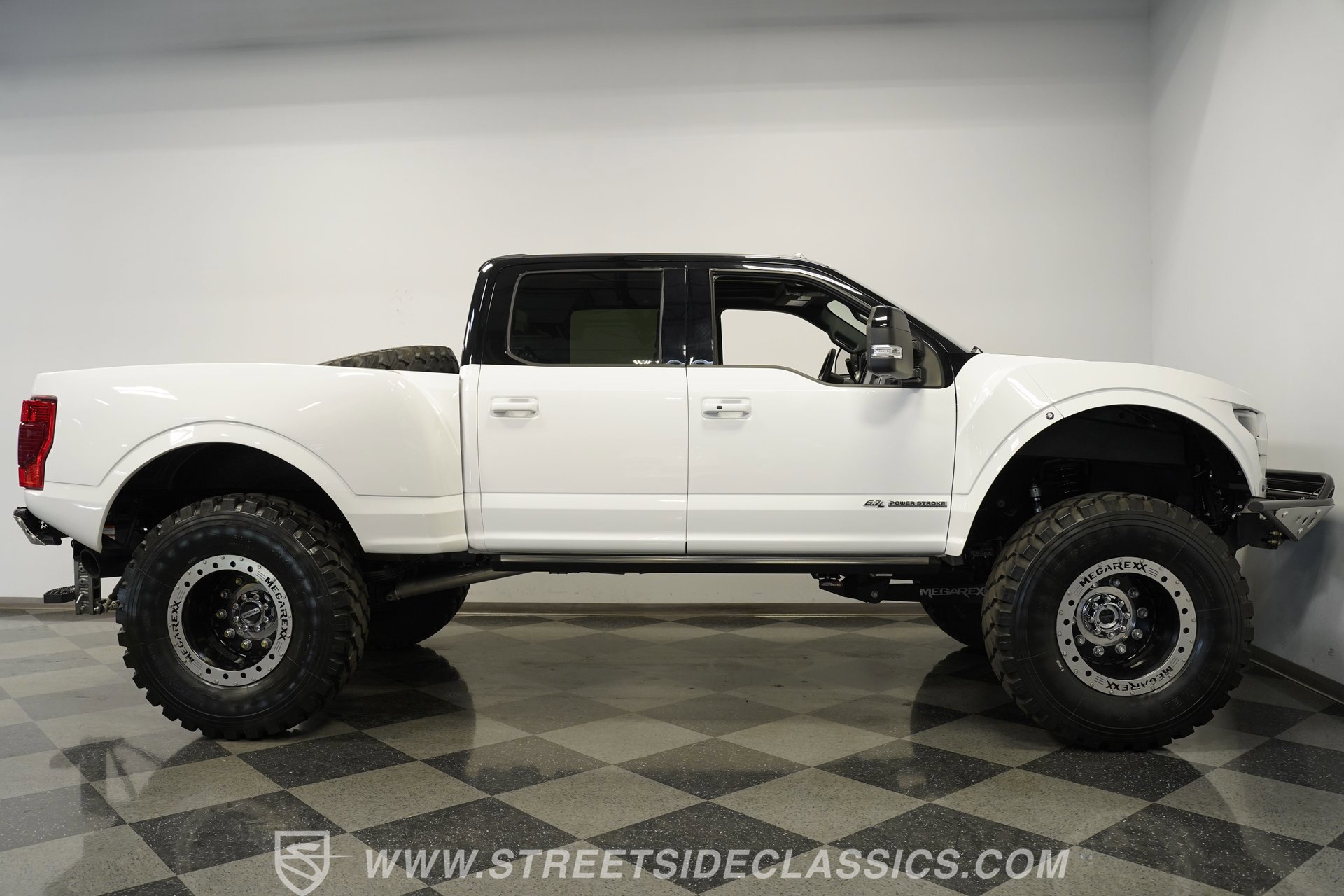 Used 2022 Ford F250 Lariat w/ Lariat Ultimate Package image 13