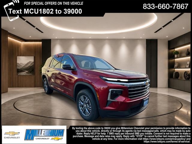Used 2025 Chevrolet Traverse LT w/ Driver Confidence Package