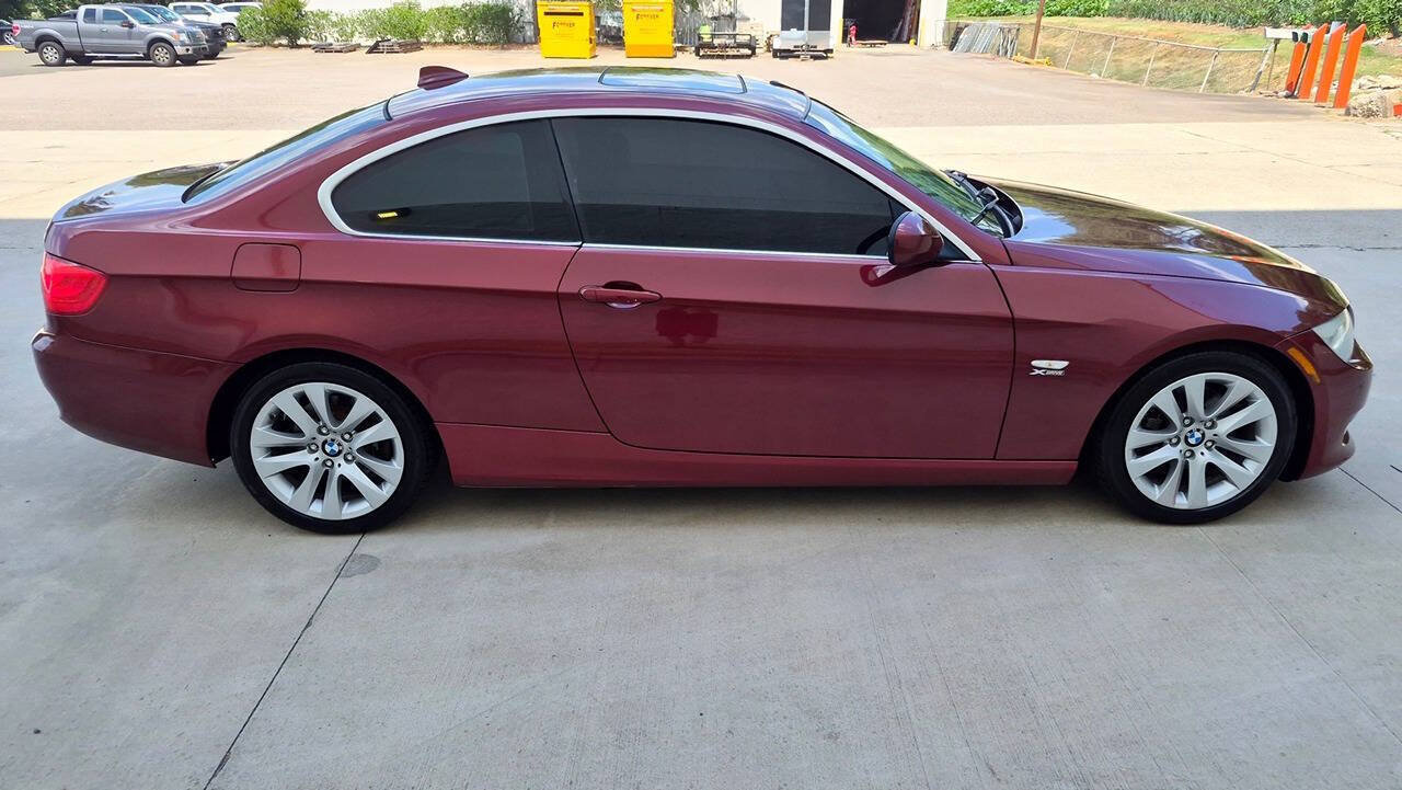 Used 2011 BMW 328i xDrive Coupe AWD/4WD image 10