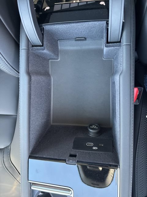 New 2026 Volvo XC90 T8 Plus w/ Protection Package Premier AWD/4WD image 27