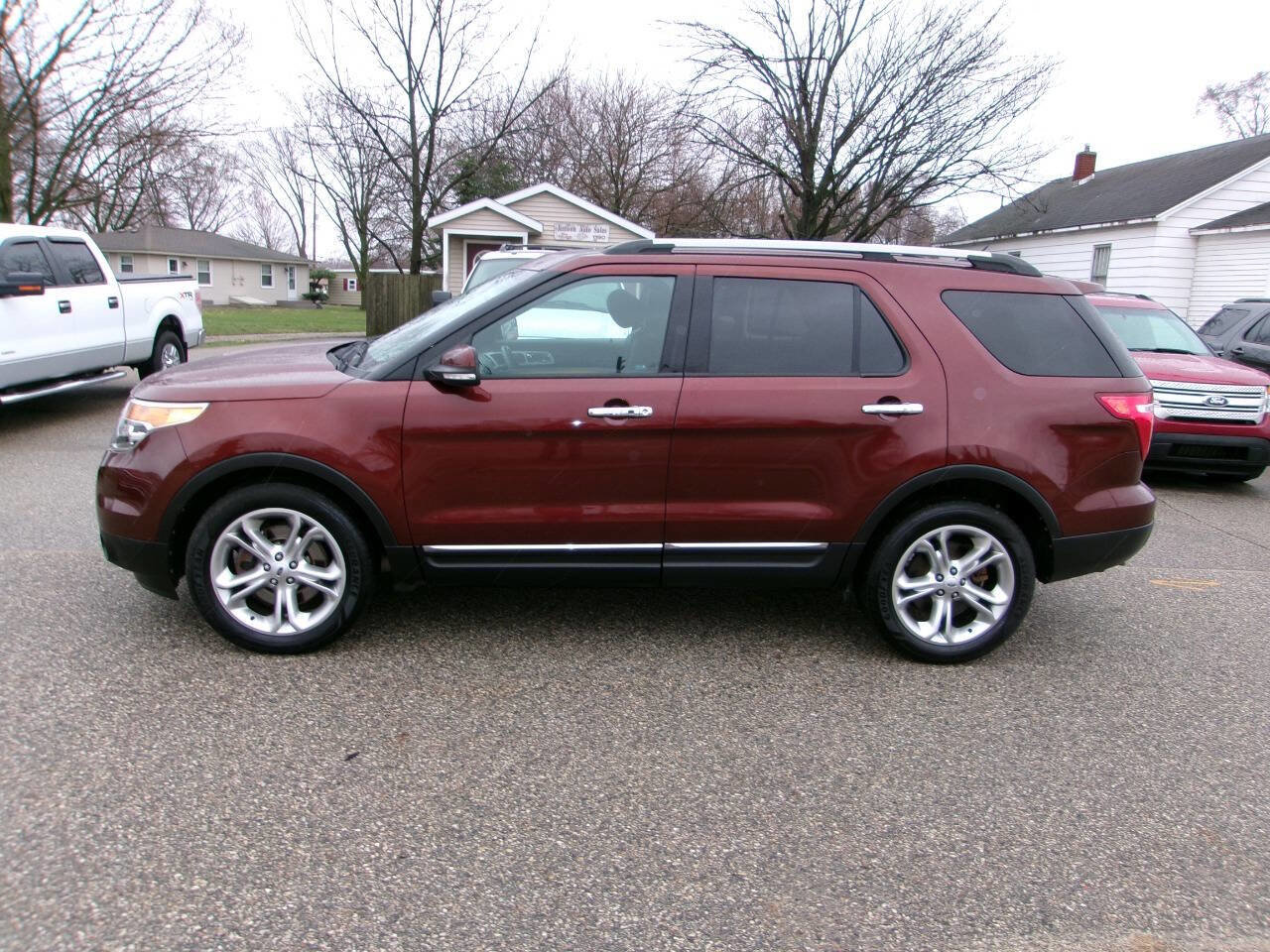 Used 2015 Ford Explorer Limited image 2