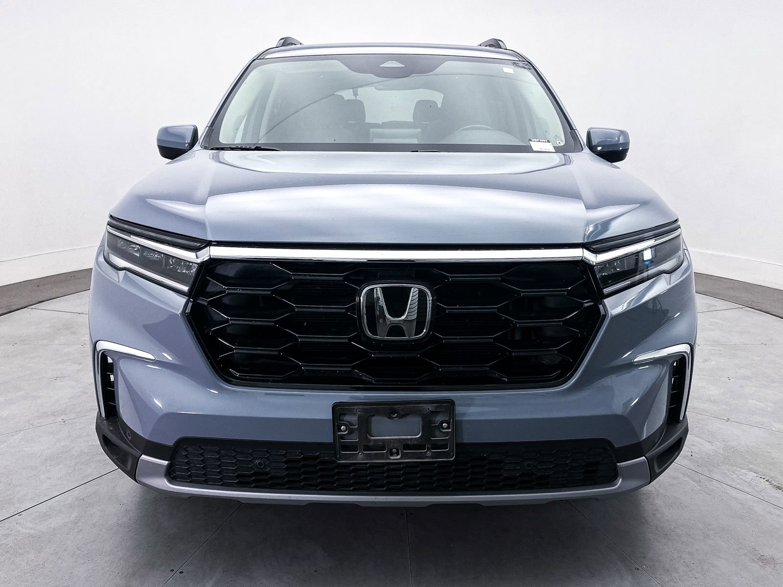 Used 2023 Honda Pilot Touring image 13