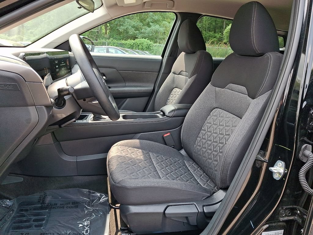 Certified 2025 Nissan Kicks SV AWD/4WD image 14