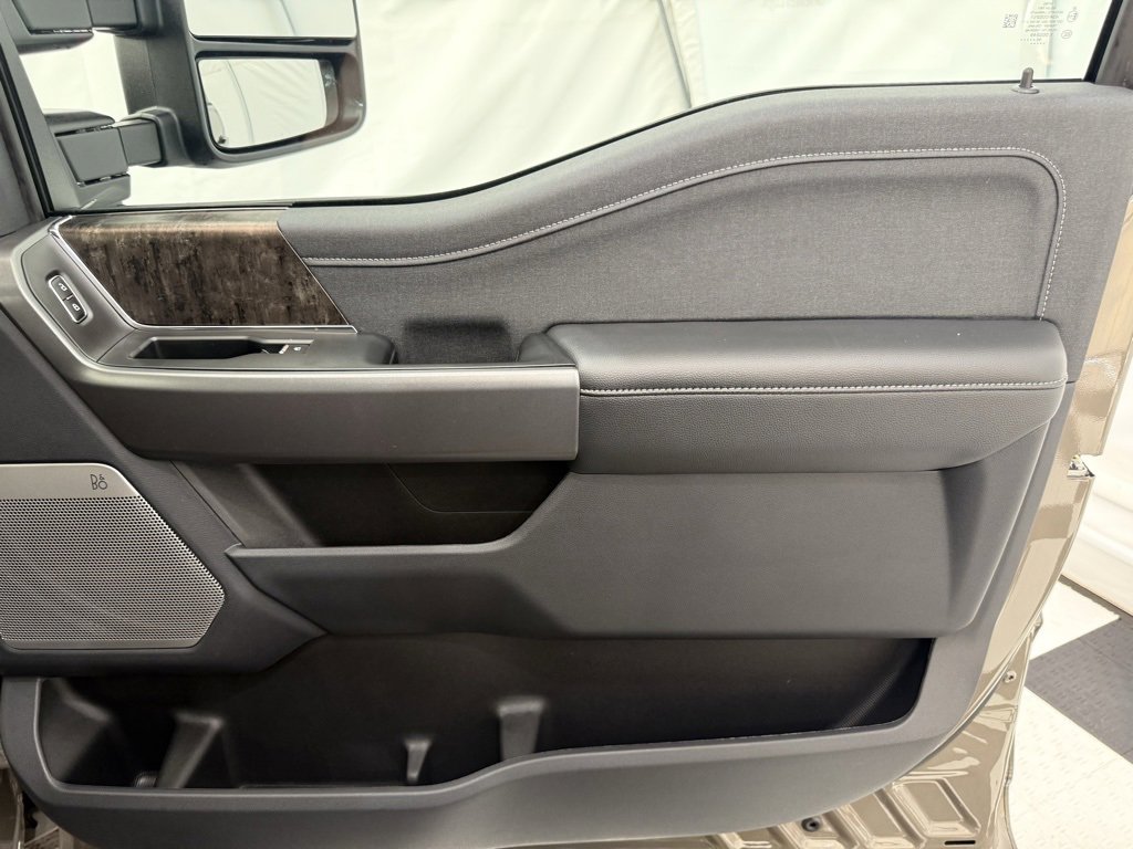New 2026 Ford F350 4x4 Crew Cab Super Duty image 19