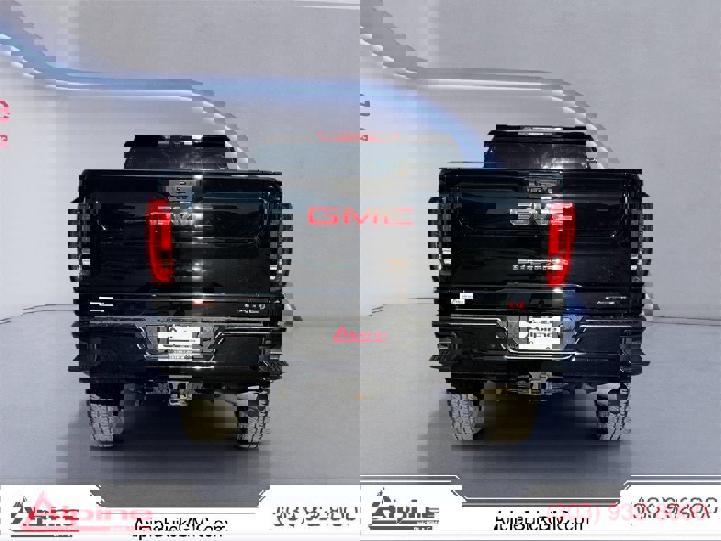 Used 2023 GMC Sierra 2500 AT4 w/ Gooseneck/5TH Wheel Package image 4