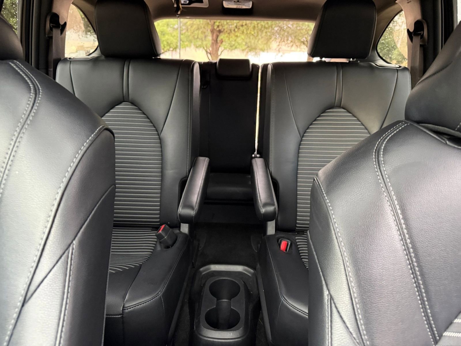 Used 2025 Toyota Highlander XSE AWD/4WD image 41
