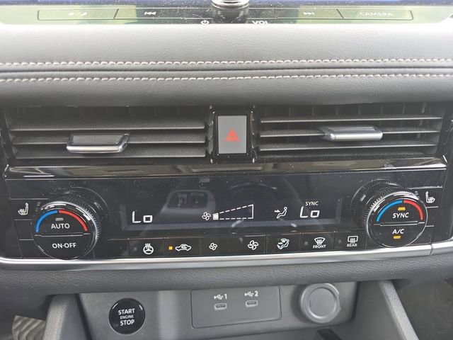 Used 2025 Nissan Rogue SL FWD image 4