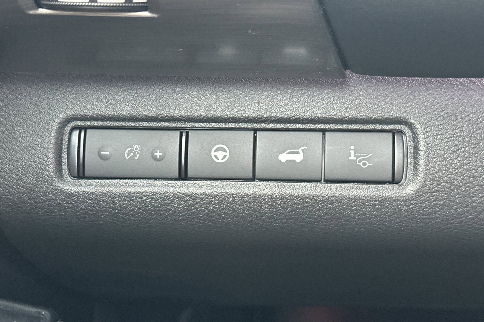 New 2025 Nissan Pathfinder Platinum w/ Black Appearance Package image 33