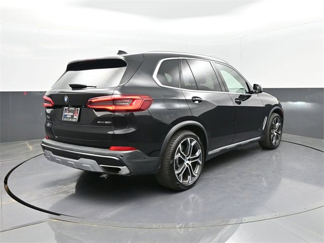 Used 2019 BMW X5 xDrive50i w/ Executive Package image 24