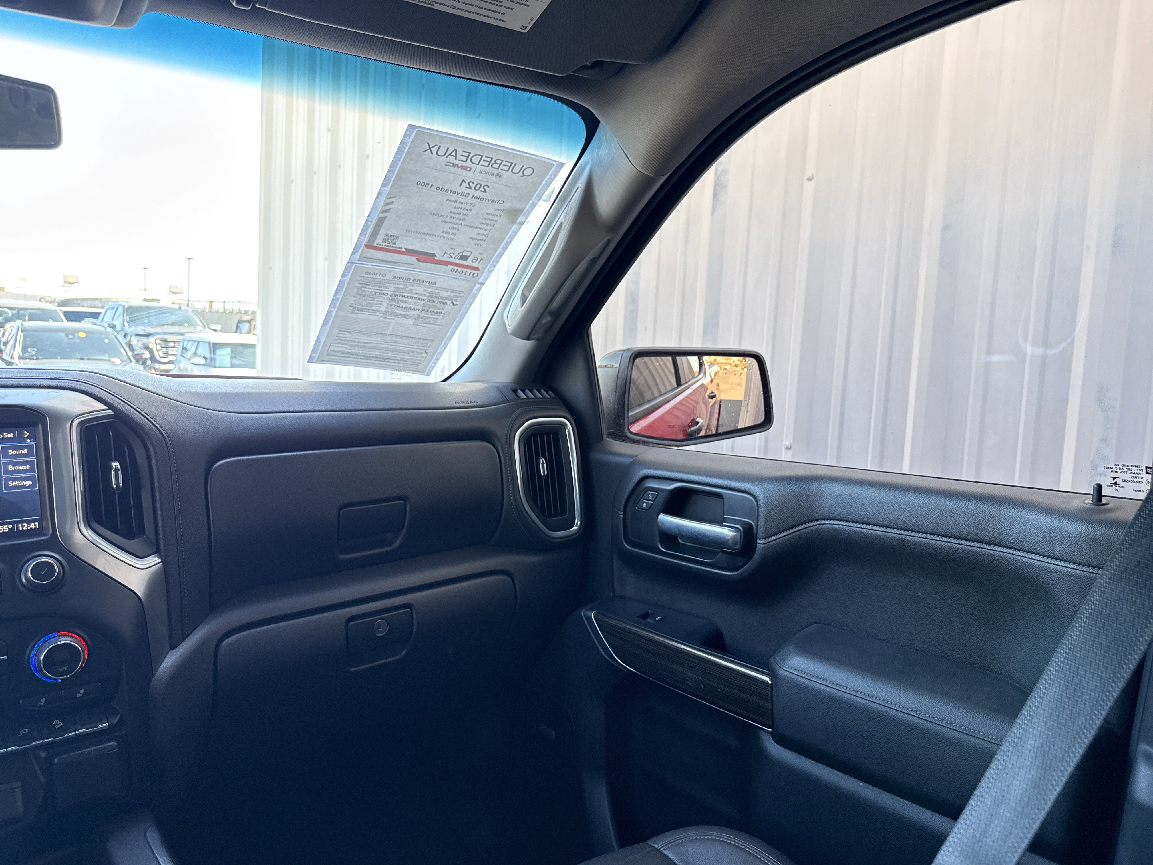 Used 2021 Chevrolet Silverado 1500 LT Trail Boss w/ Convenience Package II image 22