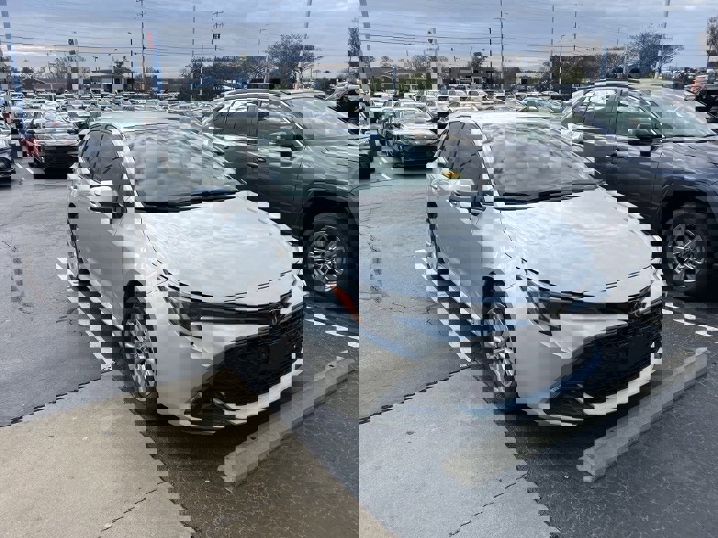Used 2024 Toyota Corolla SE image 1