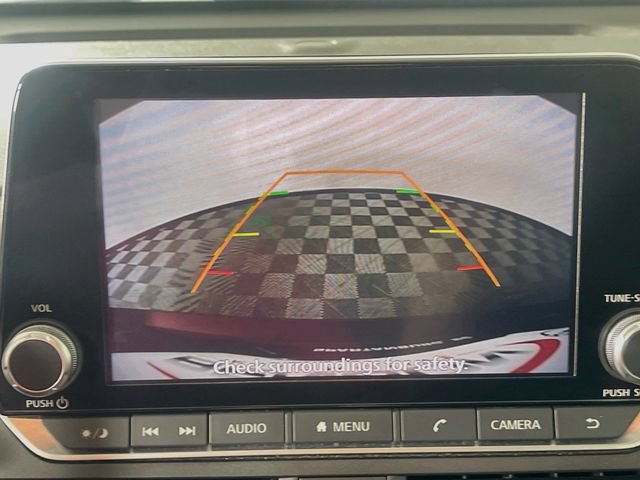 Used 2025 Nissan Altima 2.5 SV FWD image 14
