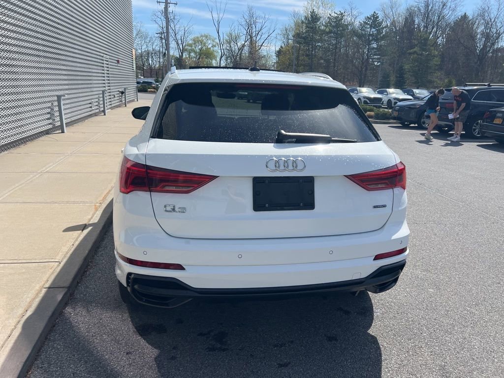 Used 2021 Audi Q3 2.0T Premium Plus w/ Premium Plus Package image 28