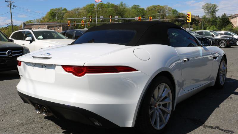 Used 2017 Jaguar F-TYPE Convertible image 9