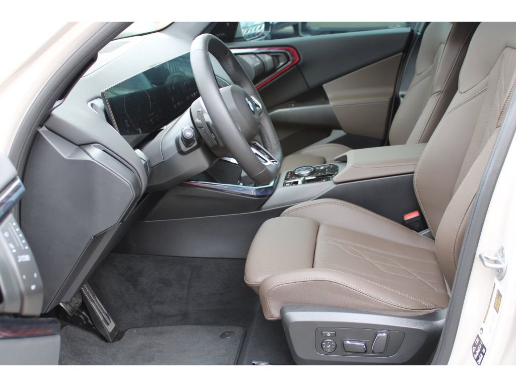 Used 2025 BMW X3 xDrive30i w/ Premium Package image 9