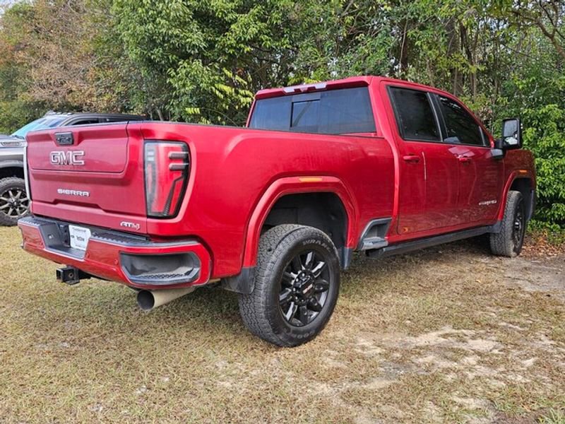 Used 2024 GMC Sierra 2500 AT4 w/ AT4 Premium Plus Package image 4