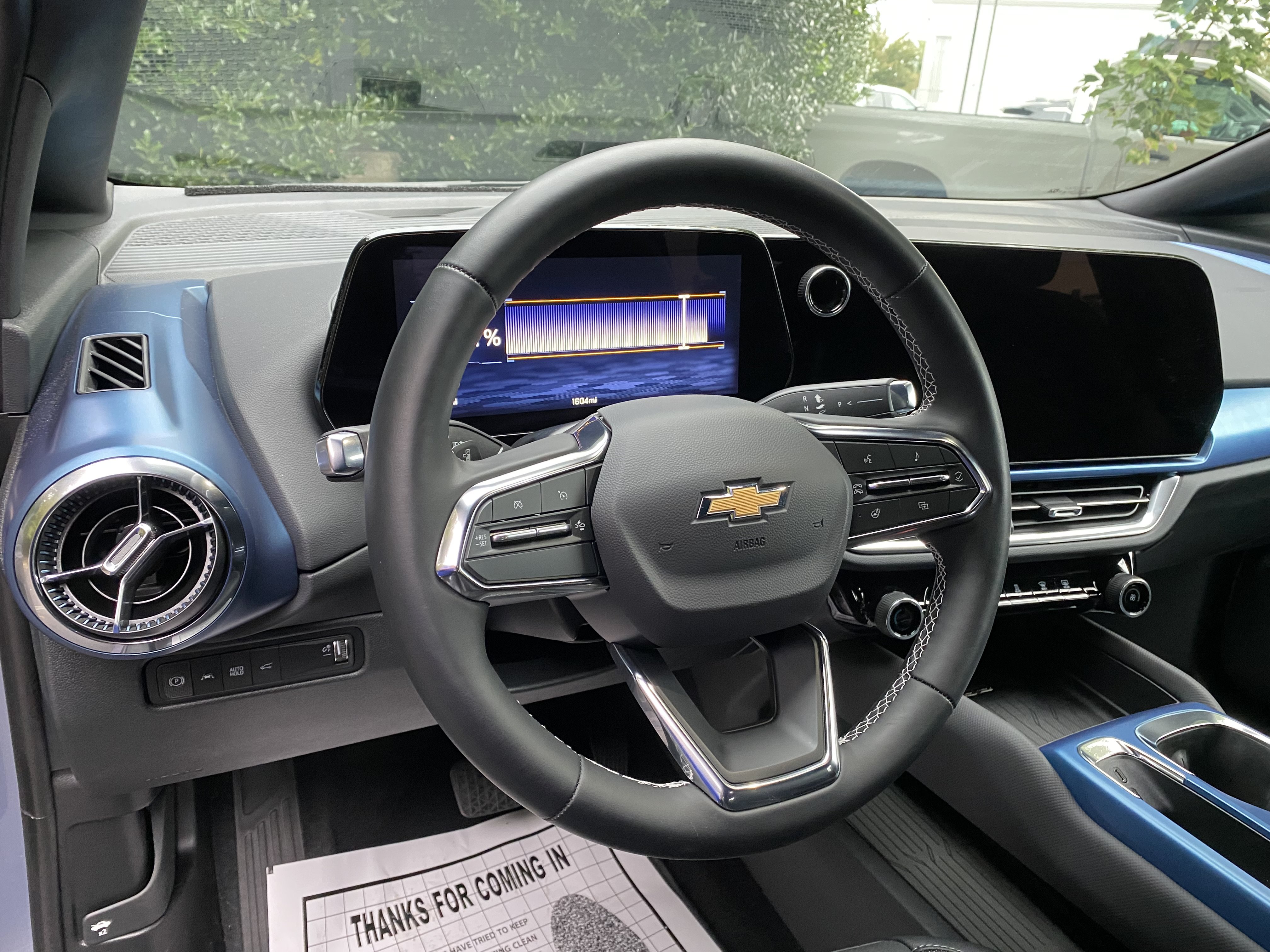 New 2026 Chevrolet Equinox EV LT AWD/4WD image 17