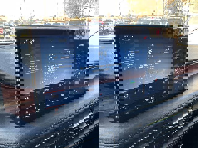 Used 2022 Lincoln Nautilus Reserve w/ Equipment Group 201A image 15