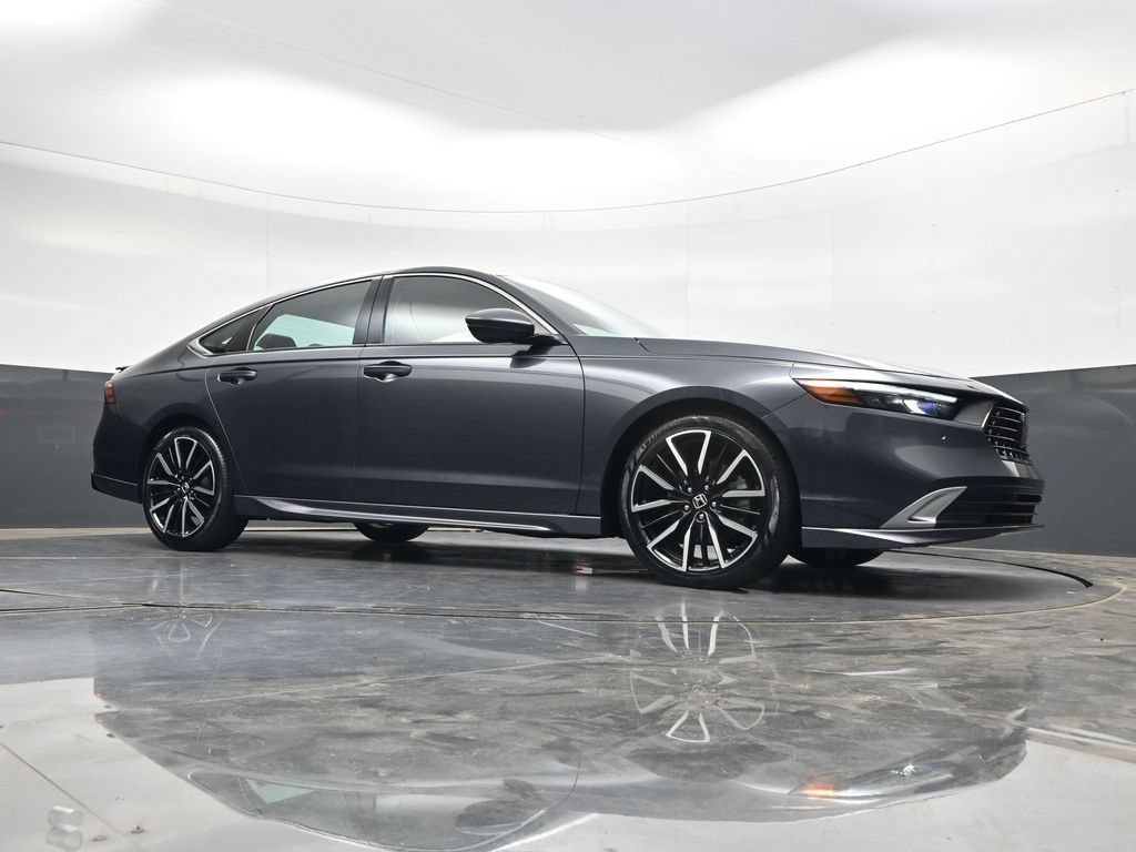 Certified 2023 Honda Accord Touring image 30