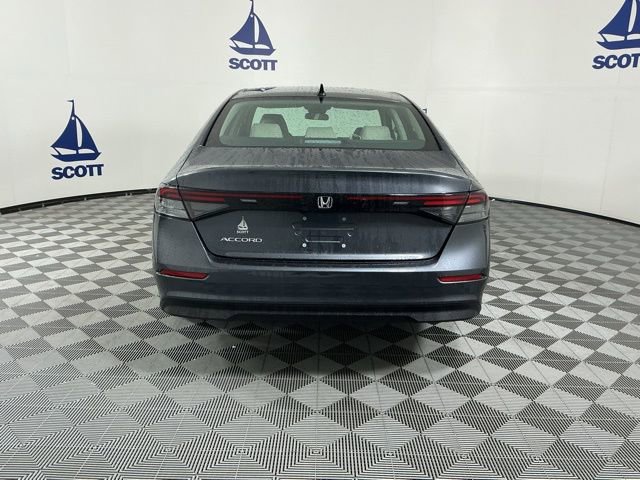 Used 2025 Honda Accord SE image 5