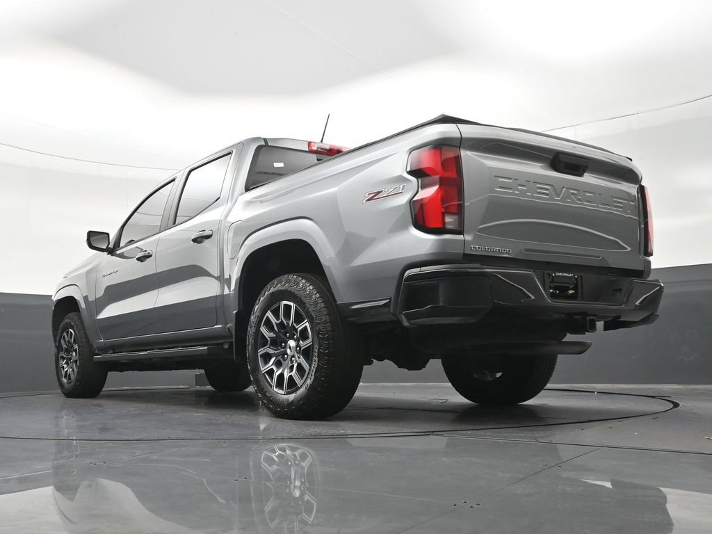 Used 2024 Chevrolet Colorado Z71 w/ Z71 Convenience Package 2 AWD/4WD image 25