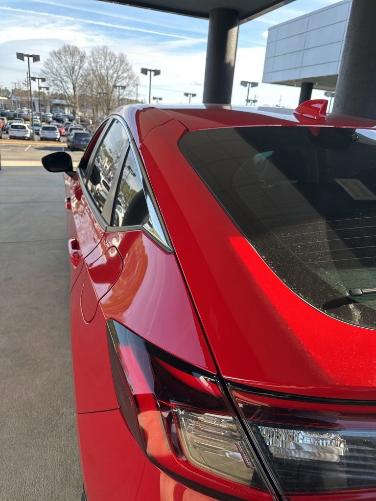 Used 2022 Honda Civic EX-L image 4