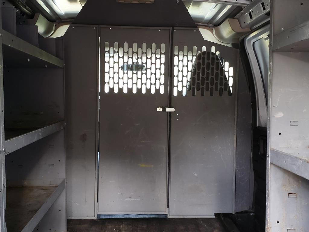 Used 2018 Chevrolet Express 2500 w/ Driver Convenience Package image 13