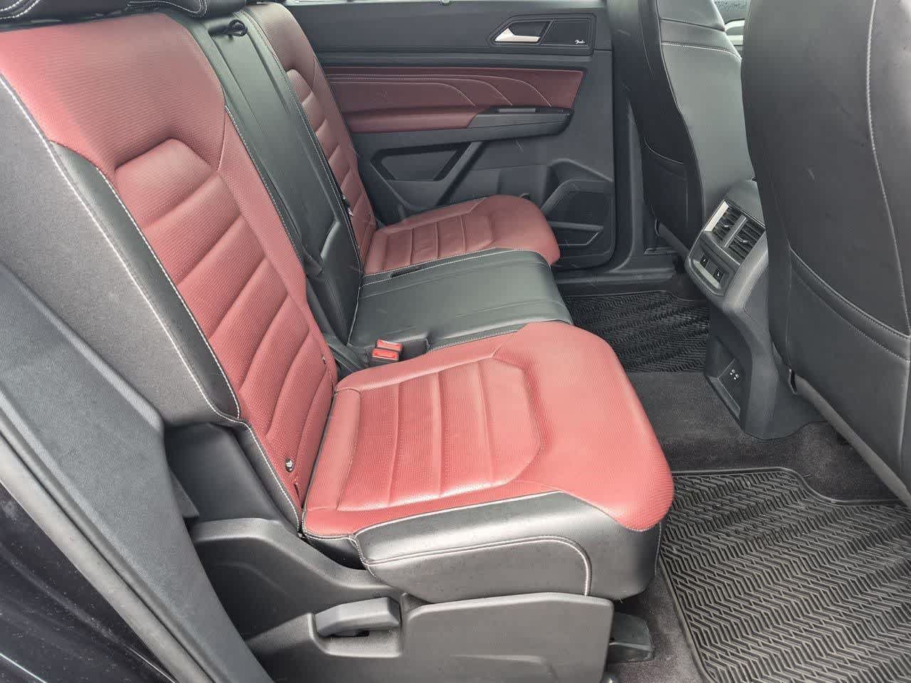 Used 2022 Volkswagen Atlas Cross Sport SEL Premium R-Line AWD/4WD image 21