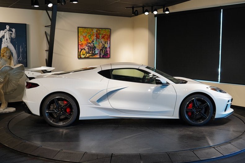 Used 2023 Chevrolet Corvette Stingray Premium Cpe w/ Z51 Performance Package RWD image 14