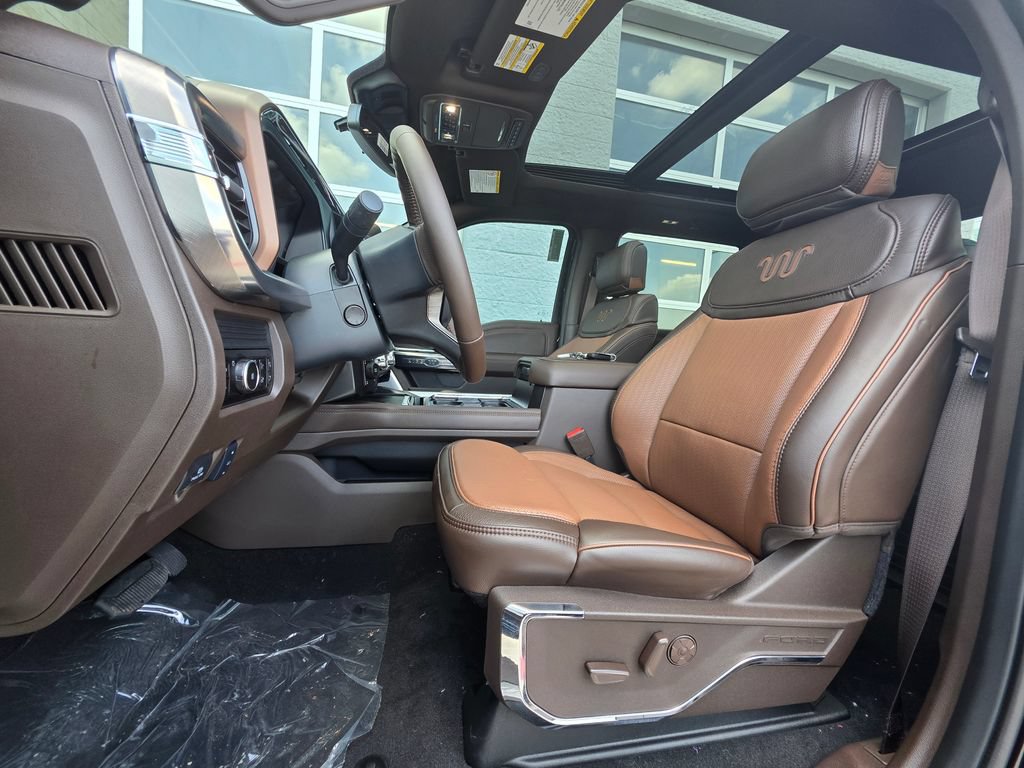 New 2026 Ford F250 King Ranch w/ FX4 Off-Road Package AWD/4WD image 6