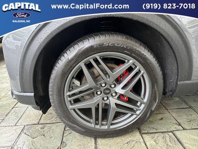 Certified 2025 Ford Explorer ST-Line w/ Premium Package image 12