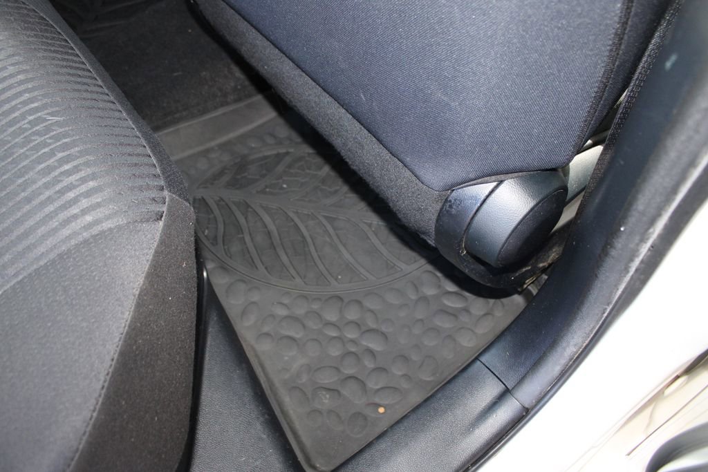 Used 2016 Toyota Prius Two image 47