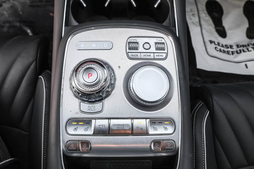 Used 2025 Genesis G90 3.5T image 32