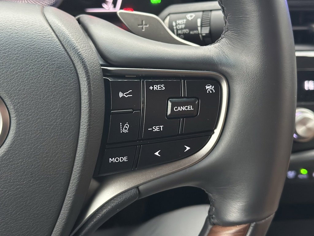 Used 2024 Lexus ES 350 Ultra Luxury image 10