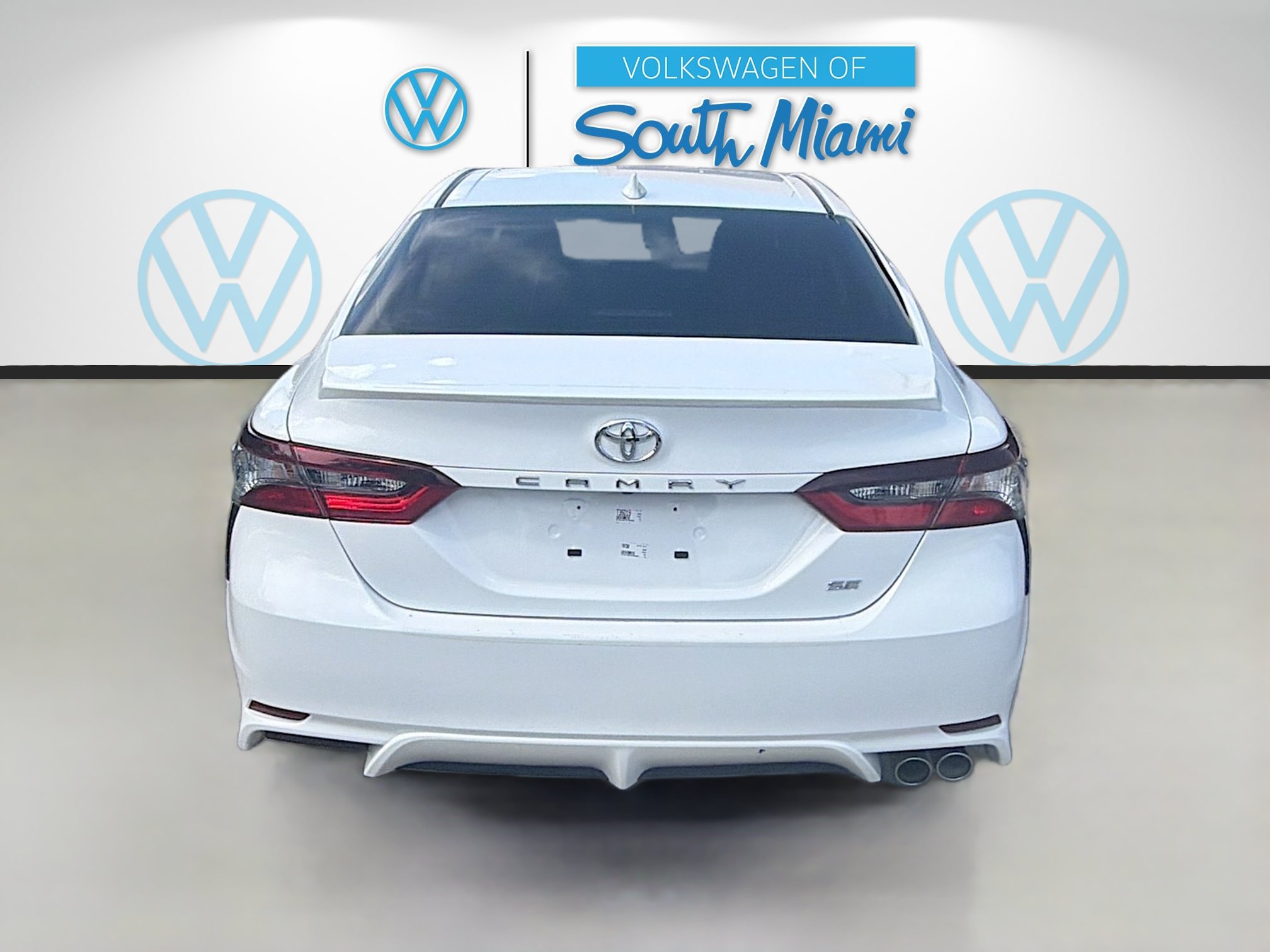 Used 2023 Toyota Camry SE FWD image 6