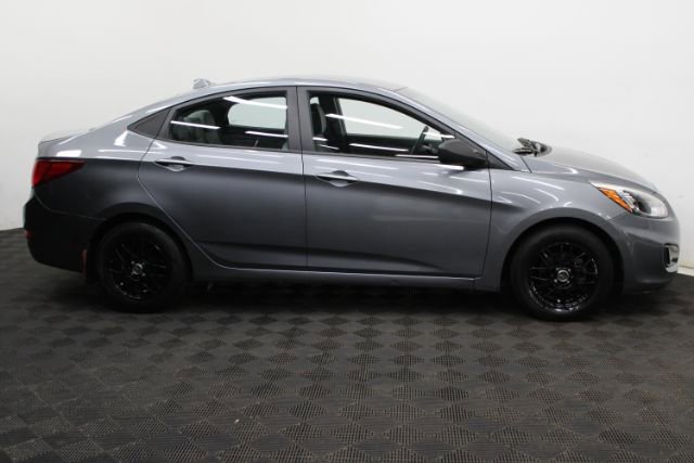 Used 2016 Hyundai Accent SE FWD image 4