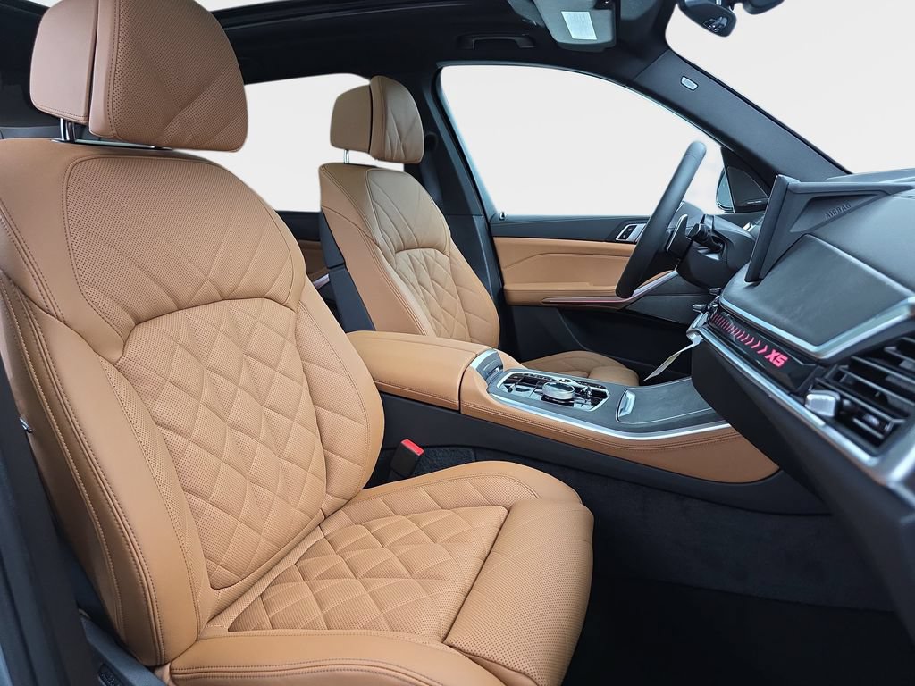 New 2026 BMW X5 xDrive50e w/ Executive Package AWD/4WD image 9