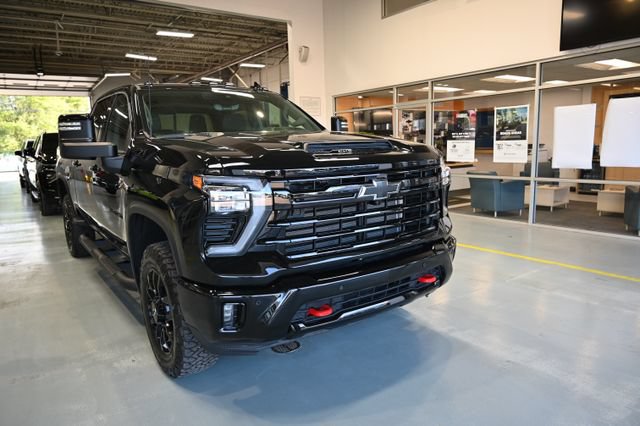 New 2026 Chevrolet Silverado 3500 LTZ w/ LTZ Plus Package AWD/4WD image 3