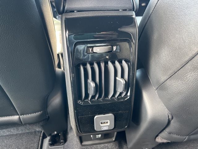 New 2026 Jeep Compass Latitude image 14