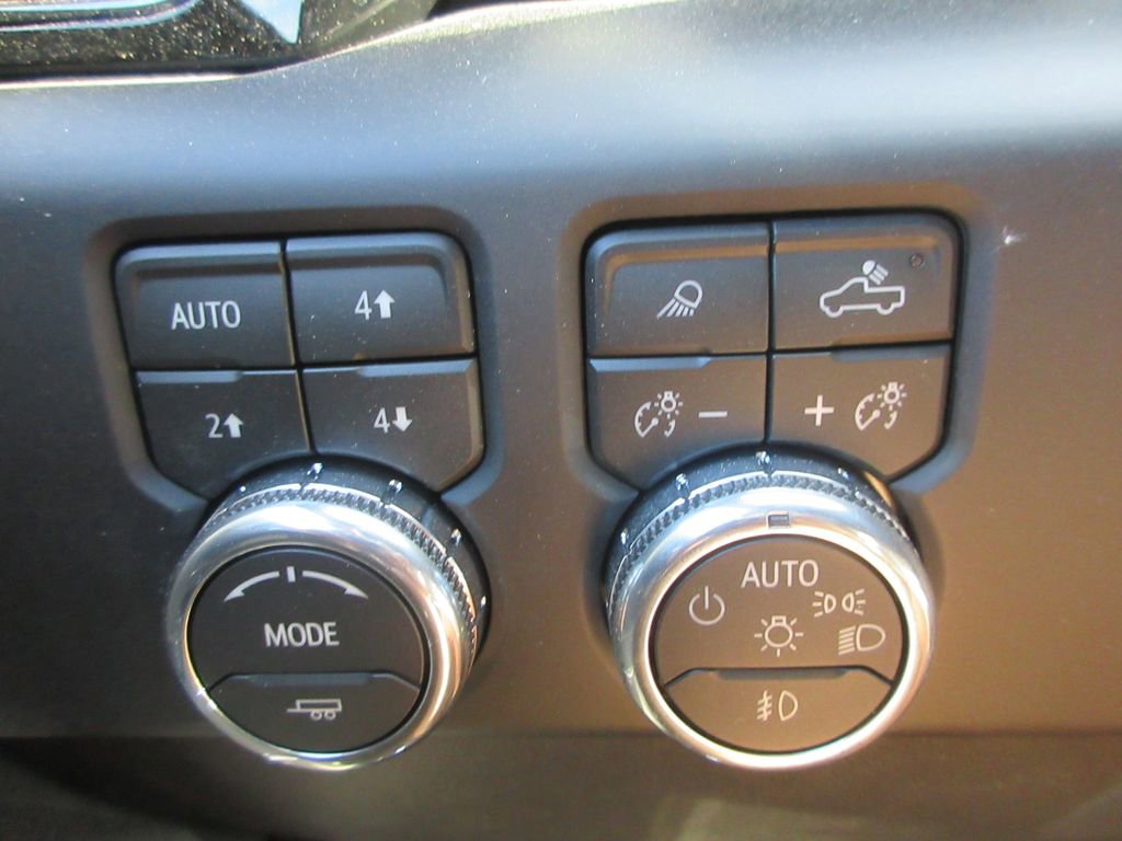 New 2026 GMC Sierra 1500 AT4X image 18