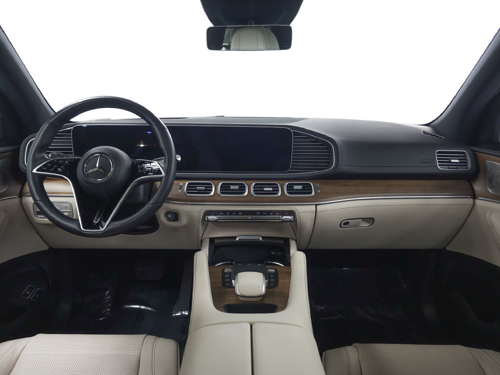 Used 2024 Mercedes-Benz GLE 450e 4MATIC w/ AMG Line Exterior image 26