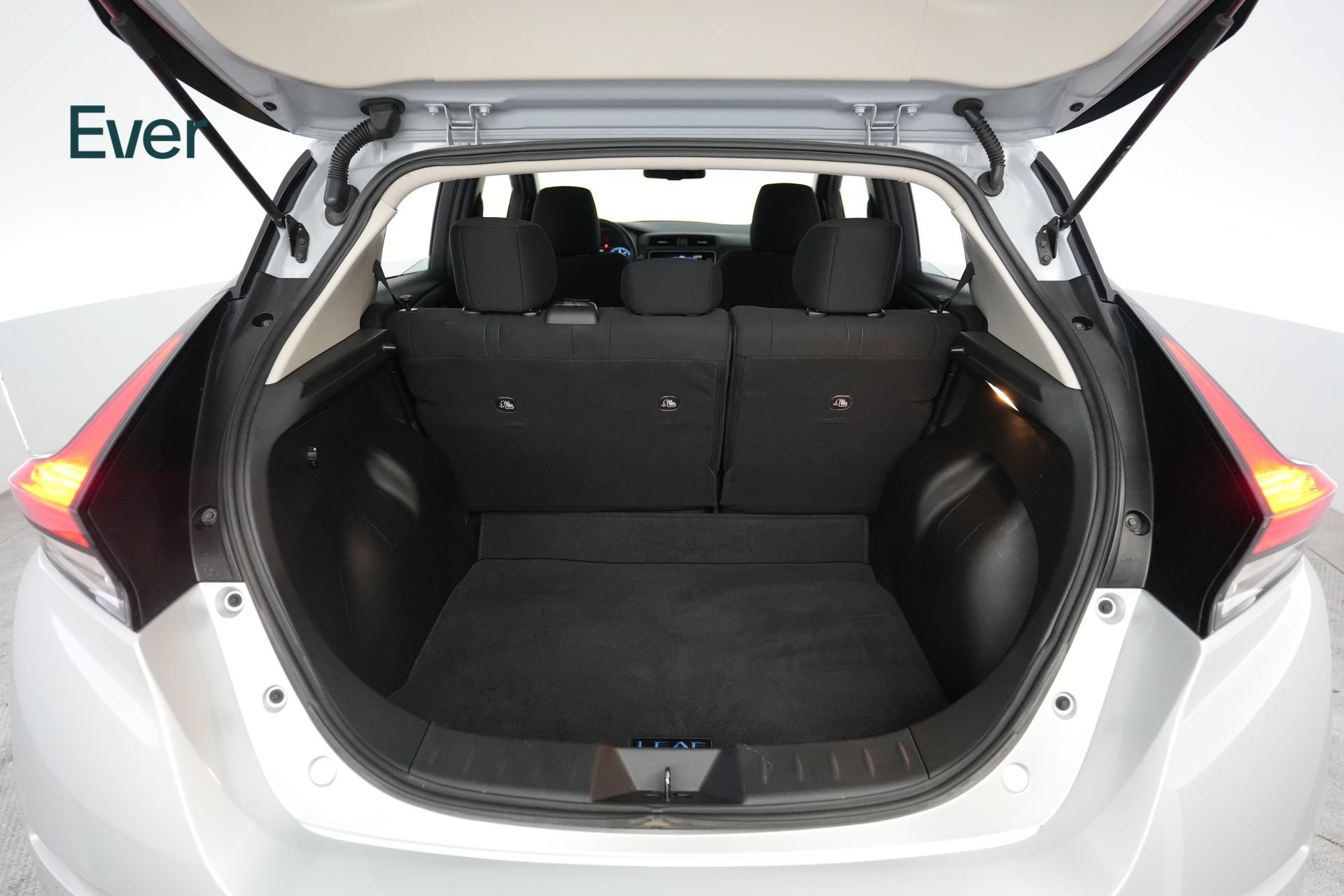 Used 2024 Nissan Leaf SV Plus FWD image 8