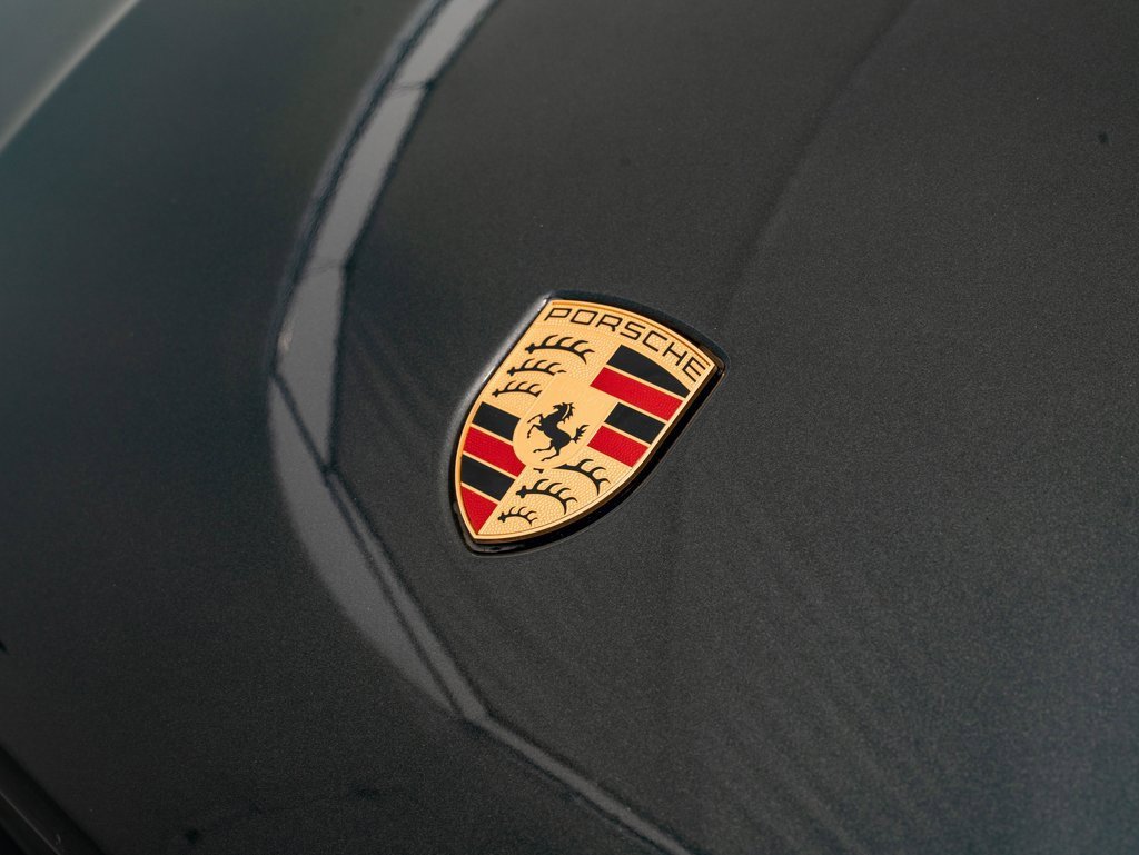 Certified 2024 Porsche Macan S image 16