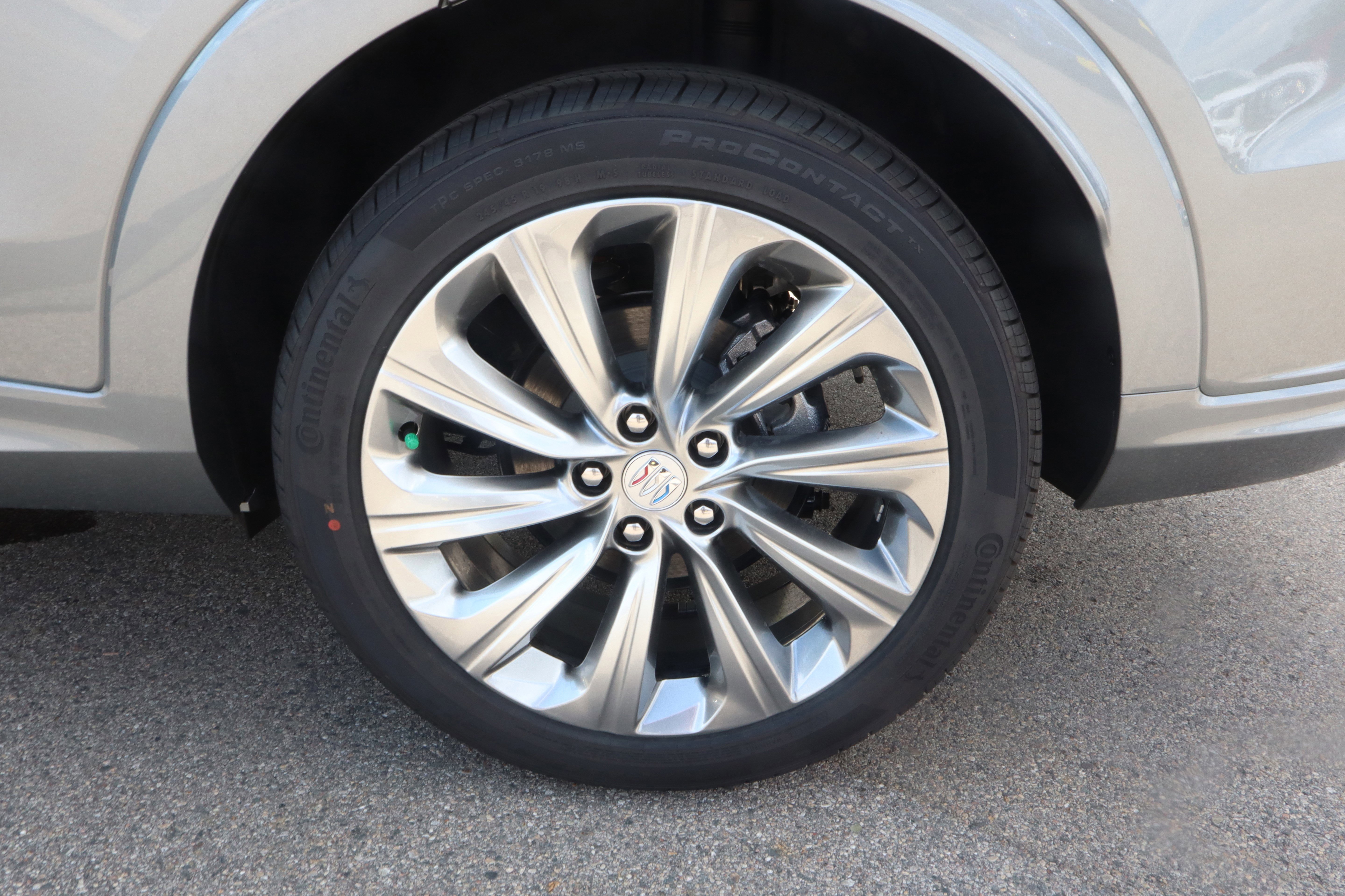 New 2025 Buick Envista Avenir image 21