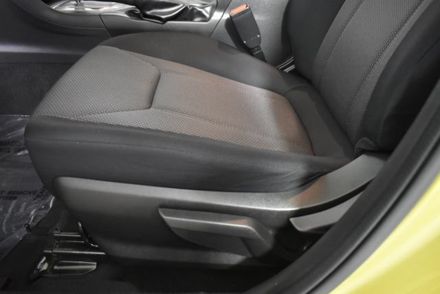 Used 2021 Subaru Crosstrek 2.0i AWD/4WD image 11