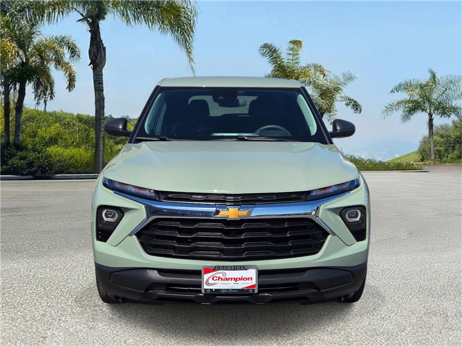 Used 2025 Chevrolet TrailBlazer LS w/ LS Convenience Package FWD image 3