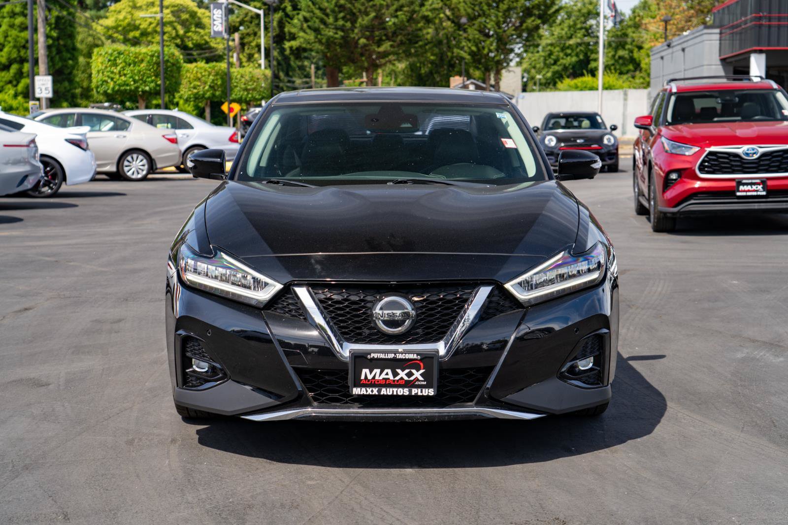 Used 2020 Nissan Maxima Platinum w/ Sport Mat Group FWD image 4