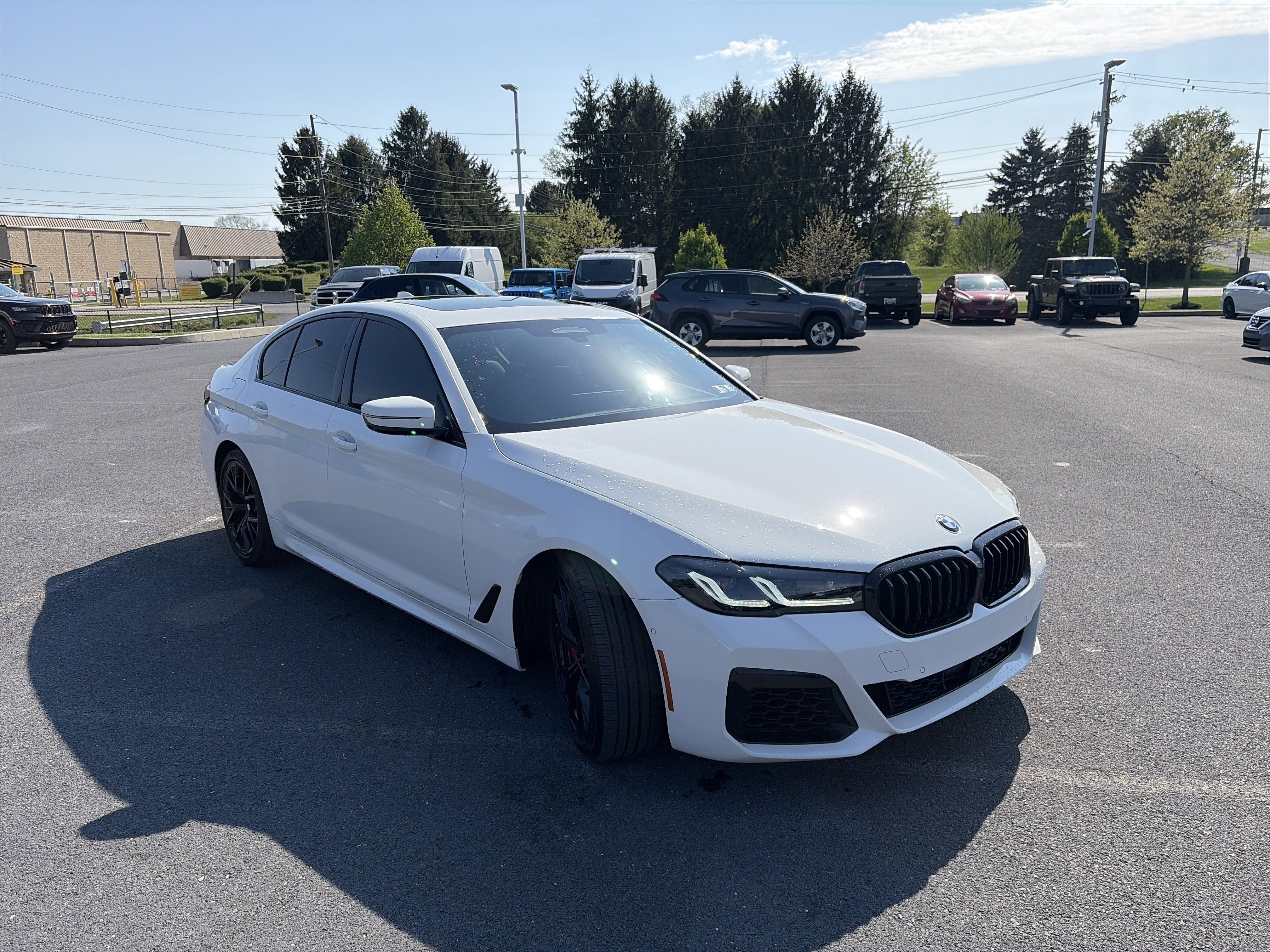 Used 2023 BMW M550i xDrive w/ Executive Package AWD/4WD image 3
