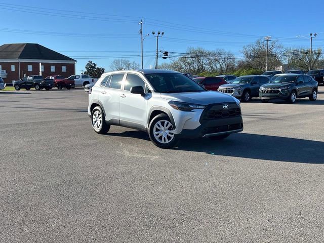 Used 2026 Toyota Corolla Cross L image 2