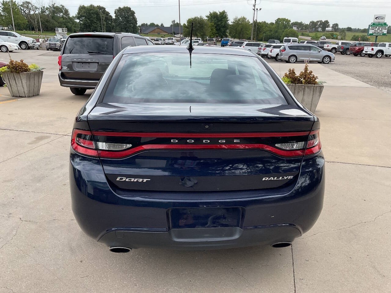 Used 2015 Dodge Dart SXT FWD image 8